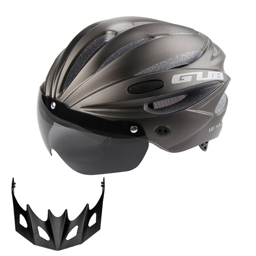 Casque vélo avec visière solaire